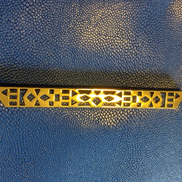 Avalon Envelope Clutch - Rare Find! - Picture 3 of 3